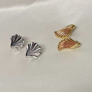 2 Pair Pierced Earrings